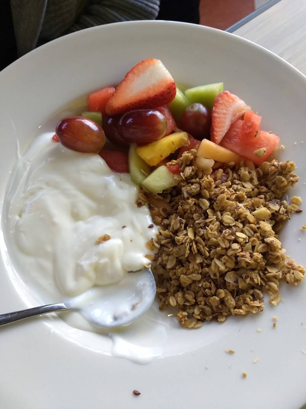 Beans & Barley | restaurant | 1901 E North Ave, Milwaukee, WI 53202, USA | 4142787878 OR +1 414-278-7878