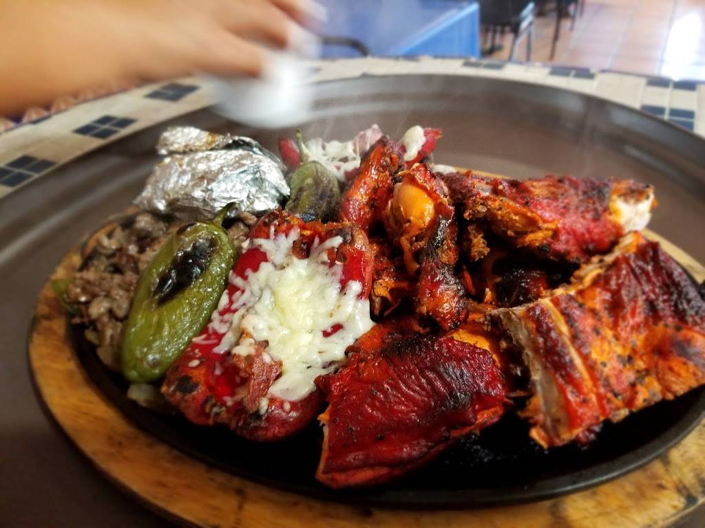 "Al Carbon" Pollos Asados | restaurant | 547 Culebra Rd, San Antonio, TX 78201, USA | 2107377400 OR +1 210-737-7400