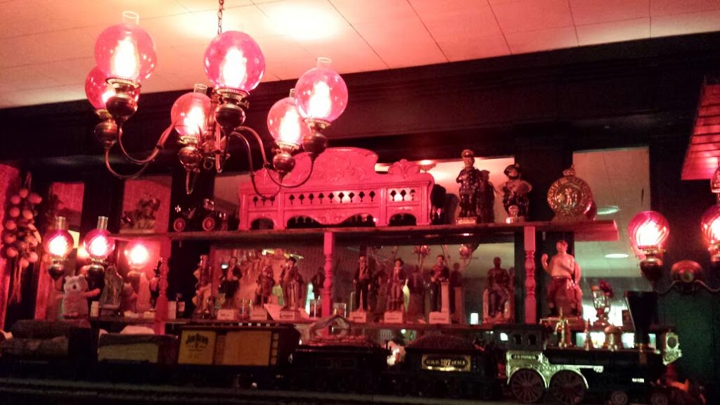 Cat & Owl Steak & Seafood | restaurant | 110 Karnes Rd, Covington, VA 24426, USA | 5408625808 OR +1 540-862-5808