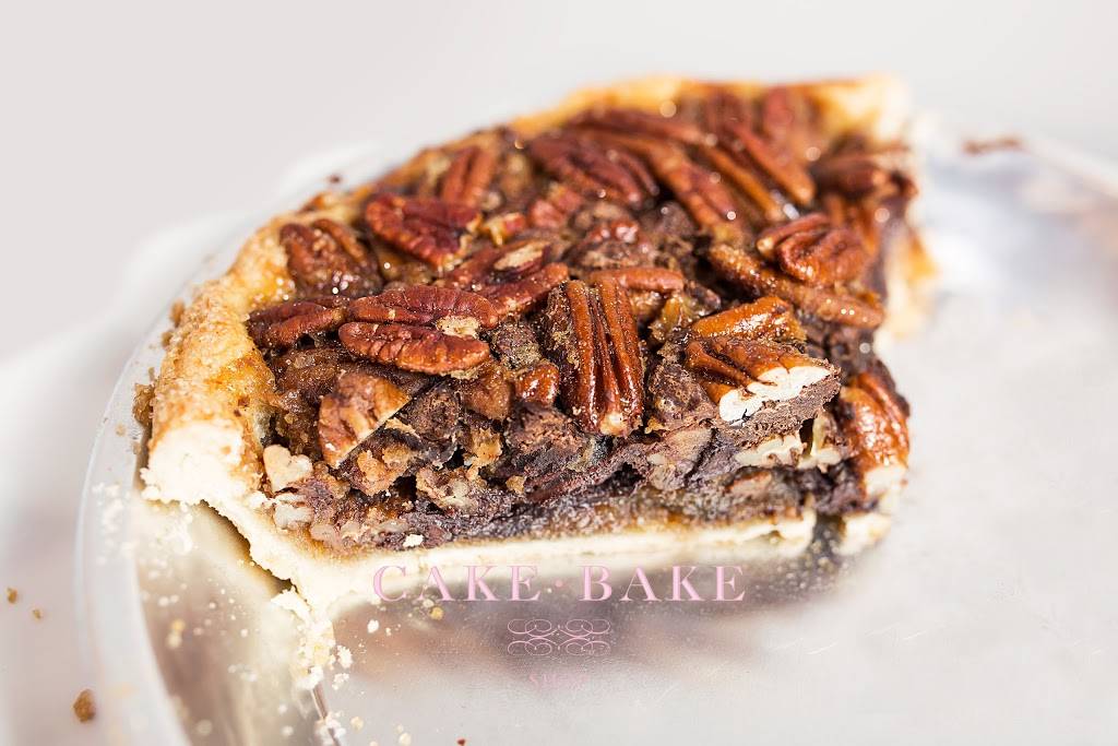 The Cake Bake Shop by Gwendolyn Rogers | cafe | 6515 Carrollton Ave, Indianapolis, IN 46220, USA | 3172572253 OR +1 317-257-2253