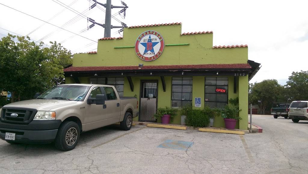 Betos Alt-Mex | restaurant | 8142 Broadway St, San Antonio, TX 78209, USA | 2109309393 OR +1 210-930-9393