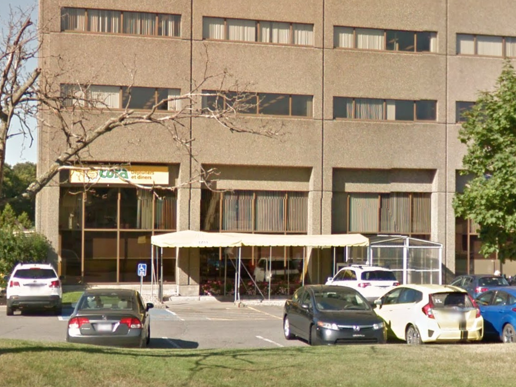 Cora | restaurant | 1020 Rte de lÉglise, Québec, QC G1V 3V9, Canada | 4186505205 OR +1 418-650-5205