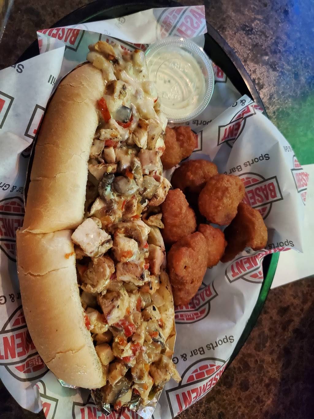 The Basement Sports Bar & Grill | restaurant | 740 Munroe Falls Ave, Cuyahoga Falls, OH 44221, USA | 3309231000 OR +1 330-923-1000