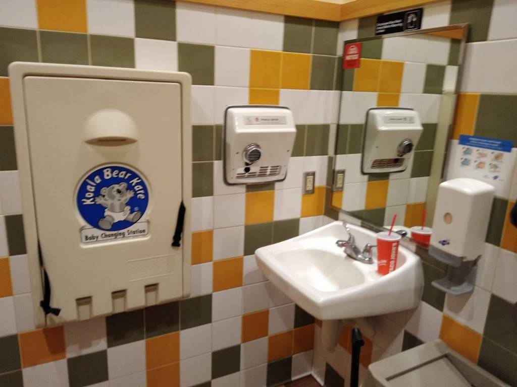 Taco Johns | restaurant | 4700 Vine St, Lincoln, NE 68503, USA | 4024663950 OR +1 402-466-3950