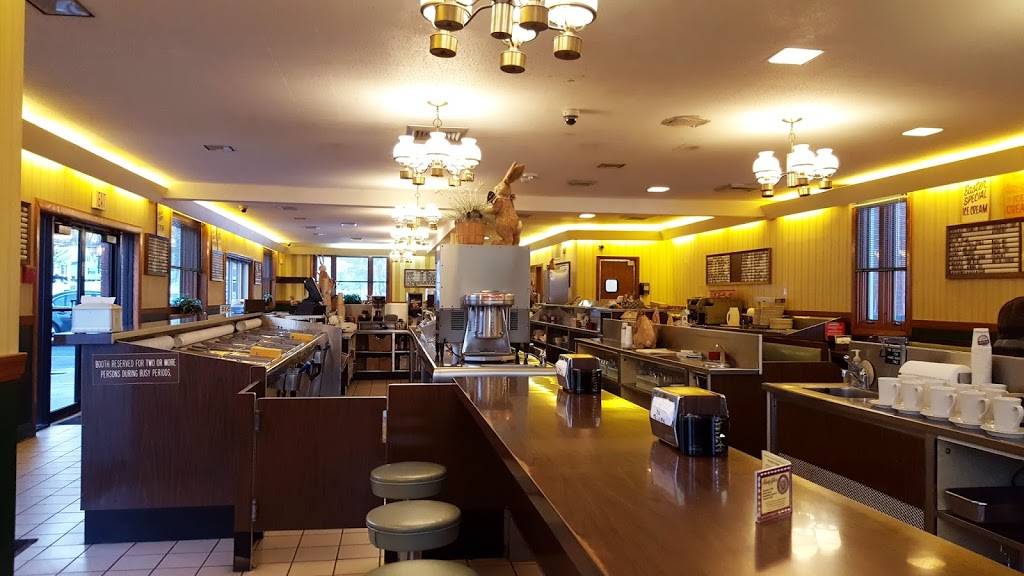 Shady Glen | restaurant | 840 Middle Turnpike E, Manchester, CT 06040, USA | 8606494245 OR +1 860-649-4245