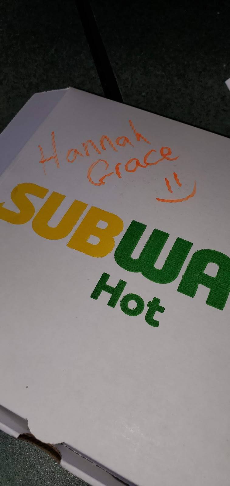 Subway | restaurant | 24555 US-31, Jemison, AL 35085, USA | 2056881916 OR +1 205-688-1916