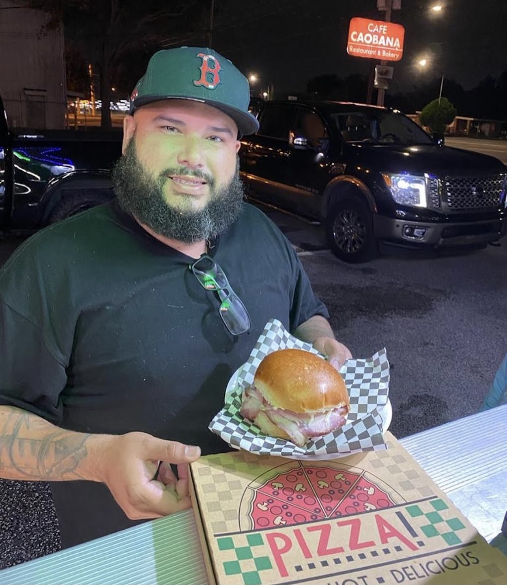 Qubanos Pizza | restaurant | 1 N Semoran Blvd, Orlando, FL 32807, USA | 3059868326 OR +1 305-986-8326