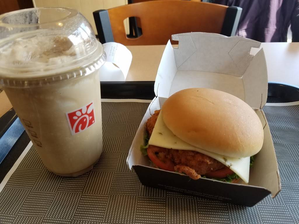 Chick-fil-A | restaurant | 280 N Perryville Rd, Rockford, IL 61107, USA | 8153811010 OR +1 815-381-1010