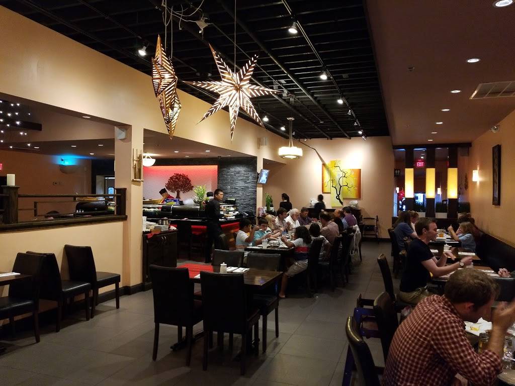 Red Maple Asian Cuisine and Bar | restaurant | 10110 Colesville Rd, Silver Spring, MD 20901, USA | 3015935899 OR +1 301-593-5899