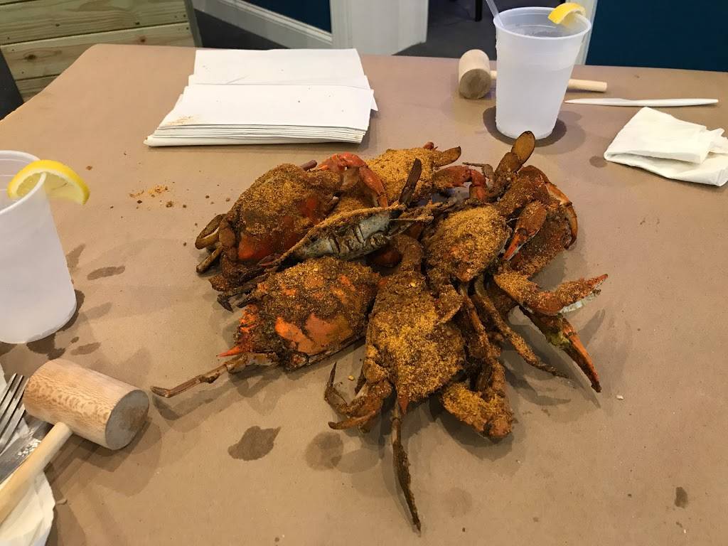 Sue Island Grill & Crab House | restaurant | 900 Baltimore Yacht Club Rd, Essex, MD 21221, USA | 4105740009 OR +1 410-574-0009