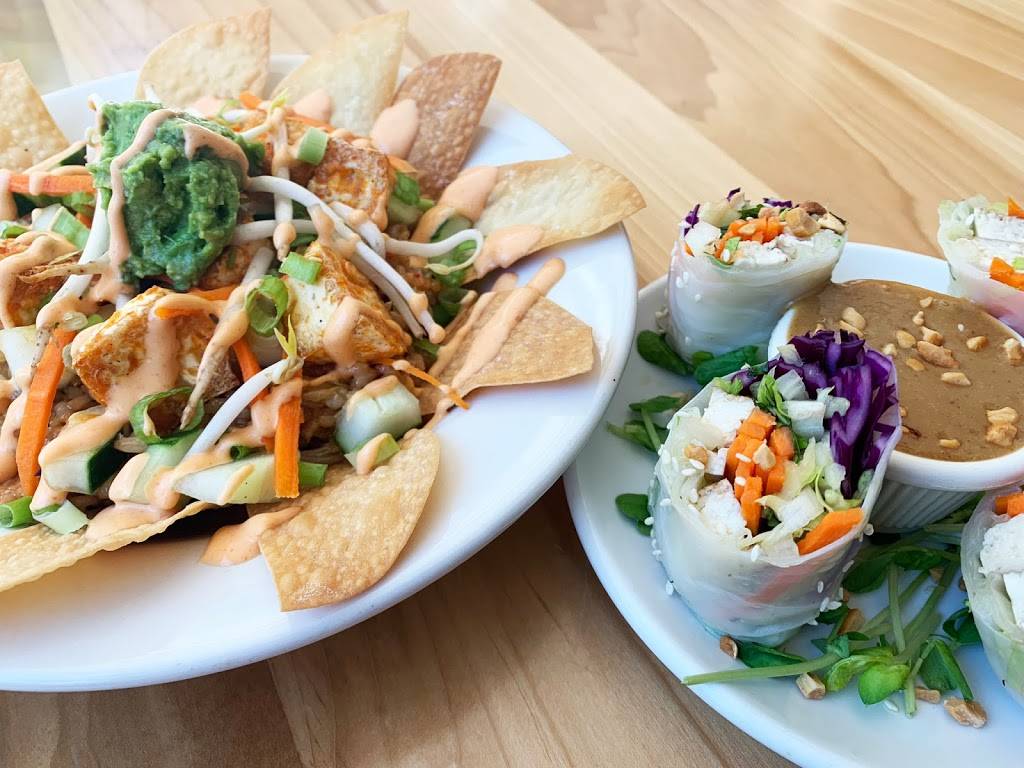 Seedz Café | restaurant | 6344 S Rosebury Ave, St. Louis, MO 63105, USA | 3147257333 OR +1 314-725-7333