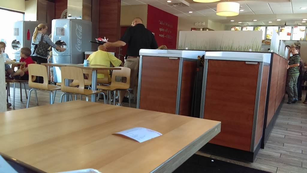 Wendys | restaurant | 449 W Eads Pkwy, Lawrenceburg, IN 47025, USA | 8125375327 OR +1 812-537-5327