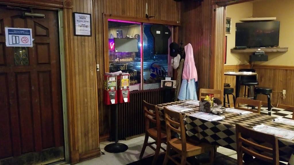 Wooden Nickel Restaurant & Bar | restaurant | 117 Main St, North Judson, IN 46366, USA | 5748965215 OR +1 574-896-5215