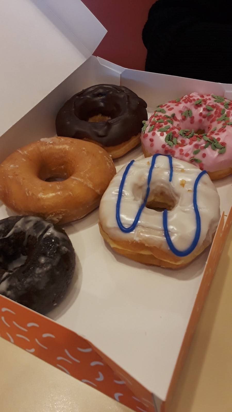 Dunkin | bakery | 120 Fortin Rd, Kingston, RI 02881, USA | 4017837778 OR +1 401-783-7778