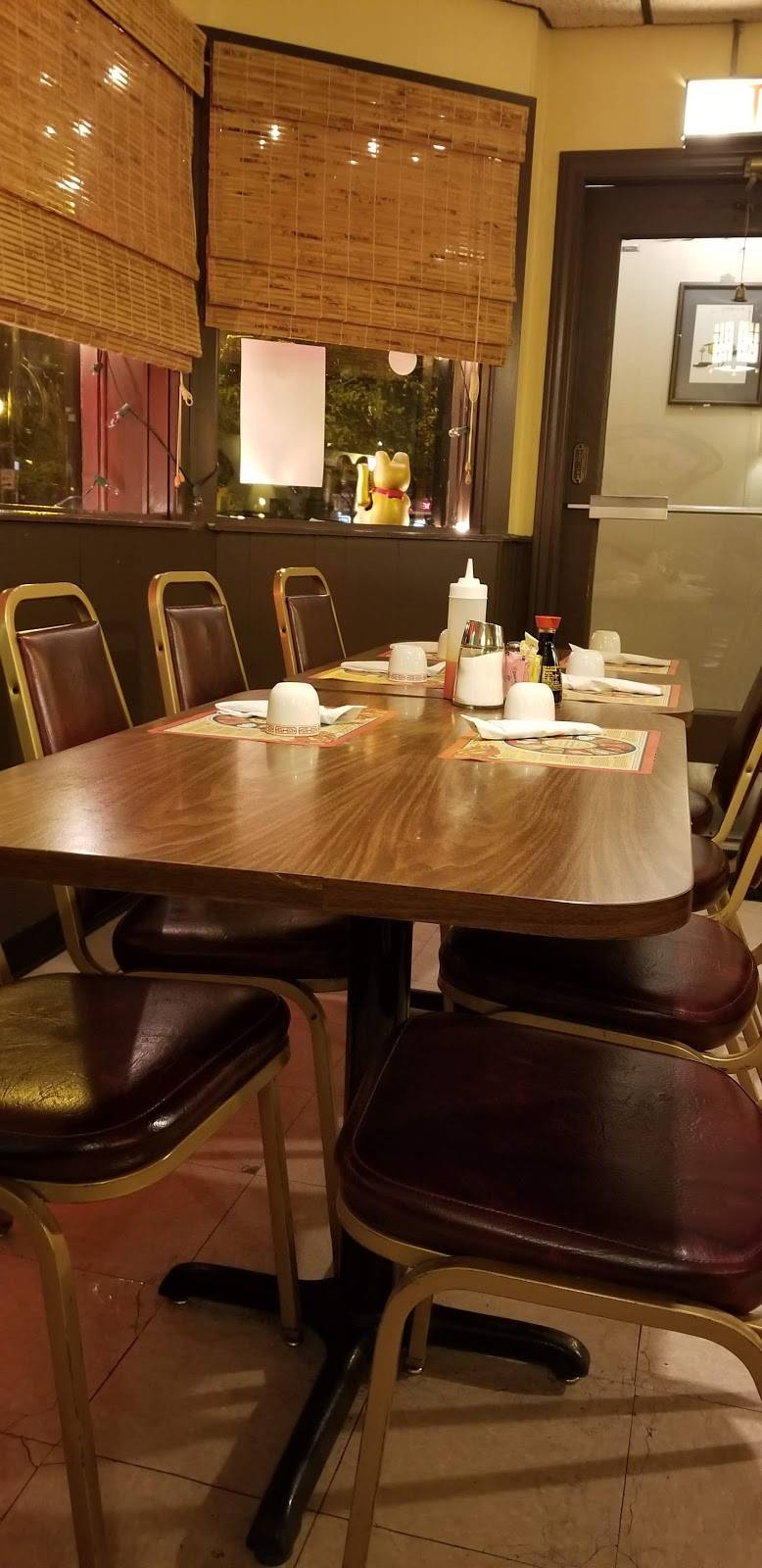 Shanghai Inn Restaurant | meal takeaway | 4723 N Damen Ave, Chicago, IL 60625, USA | 7735613275 OR +1 773-561-3275