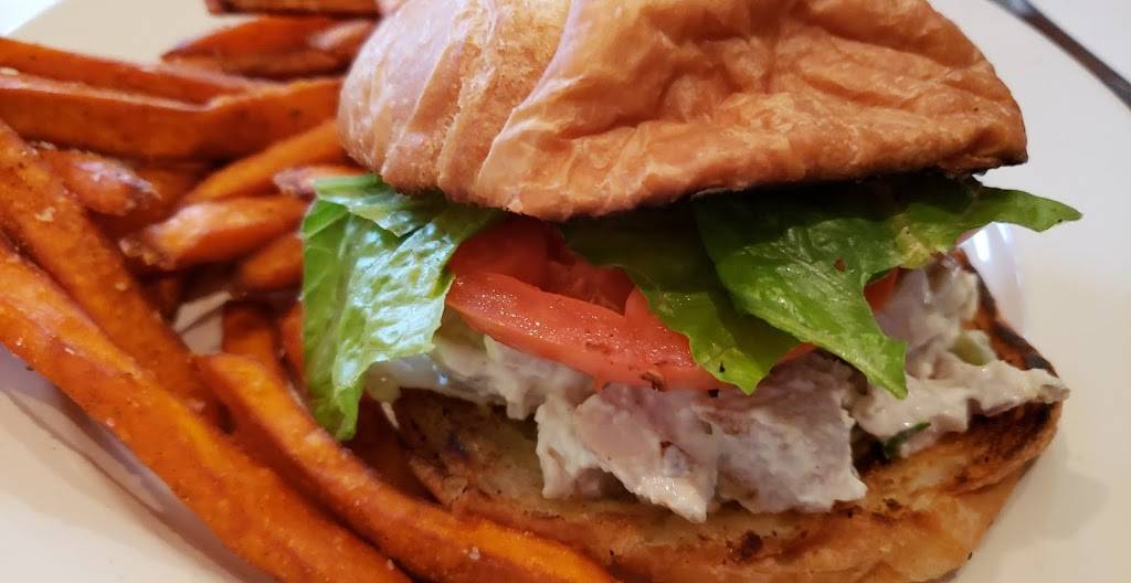 Madisons | restaurant | 925 10th St, Port Royal, SC 29935, USA | 8435243663 OR +1 843-524-3663