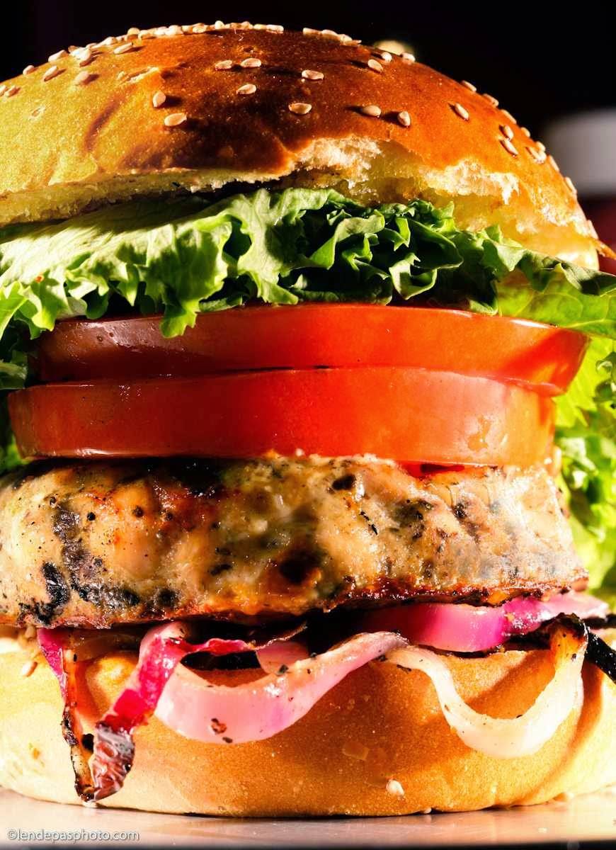 BGR The Burger Joint | restaurant | 8056 Tysons Corner Center, Tysons, VA 22102, USA | 7037903437 OR +1 703-790-3437