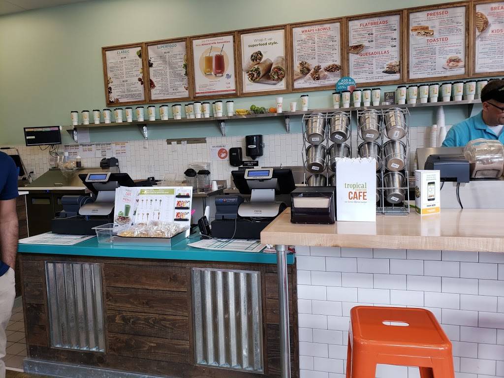 Tropical Smoothie Cafe | restaurant | 169 W Chocolate Ave, Hershey, PA 17033, USA | 7172981566 OR +1 717-298-1566