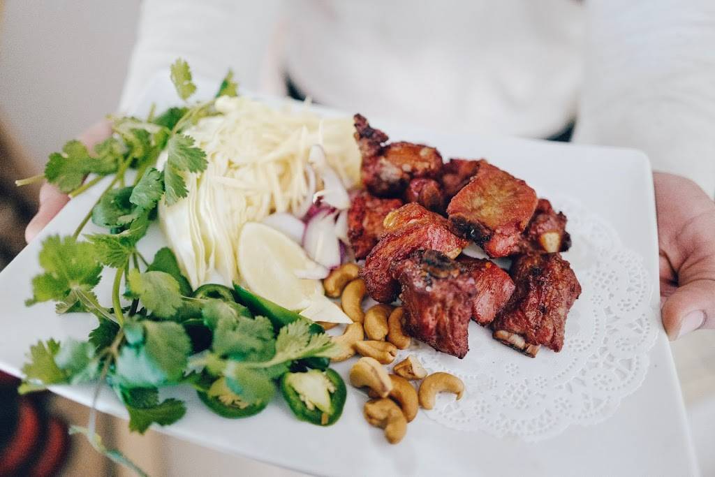 Sri Siam Cafe | restaurant | 12843 Vanowen St, North Hollywood, CA 91605, USA | 8189826262 OR +1 818-982-6262