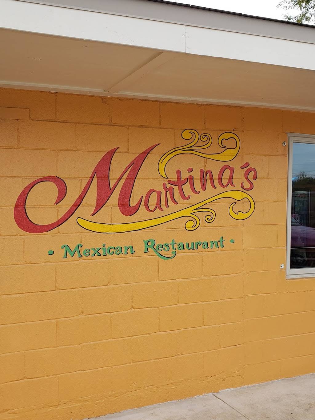 Martina’s Mexican Restaurant | restaurant | 10611 US-181, San Antonio, TX 78223, USA | 2103325037 OR +1 210-332-5037