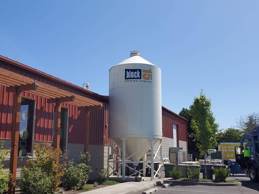 Block 15 Brewery & Tap Room | restaurant | 3415 SW Deschutes St, Corvallis, OR 97333, USA | 5417522337 OR +1 541-752-2337
