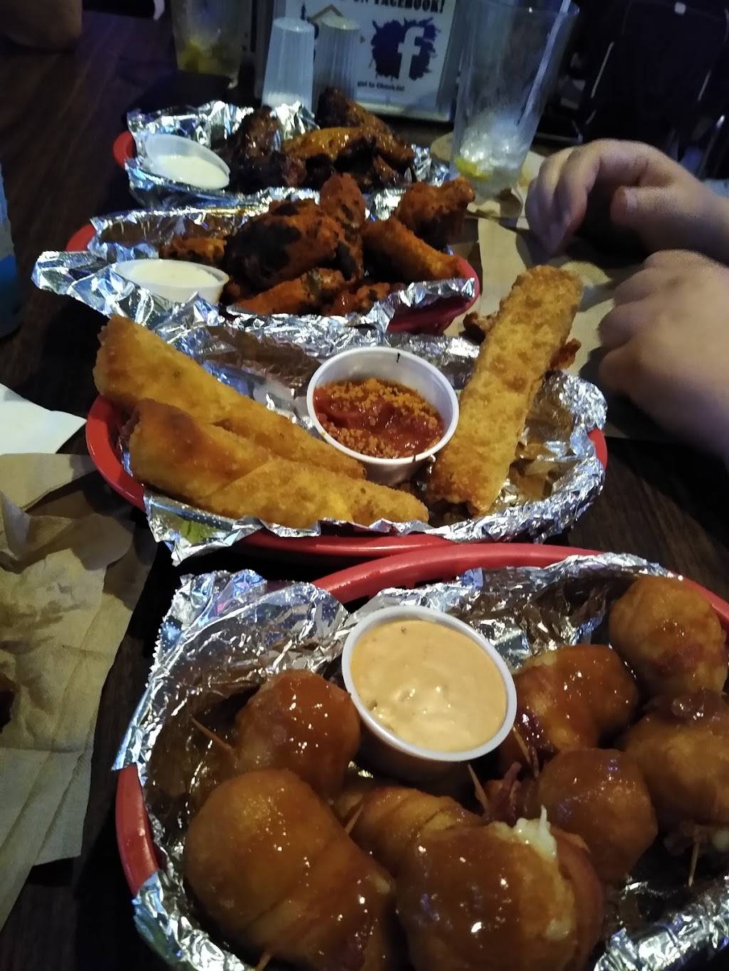 Uptown Pub & Grill | night club | 1510 Junction Ave, Racine, WI 53403, USA | 2624849746 OR +1 262-484-9746