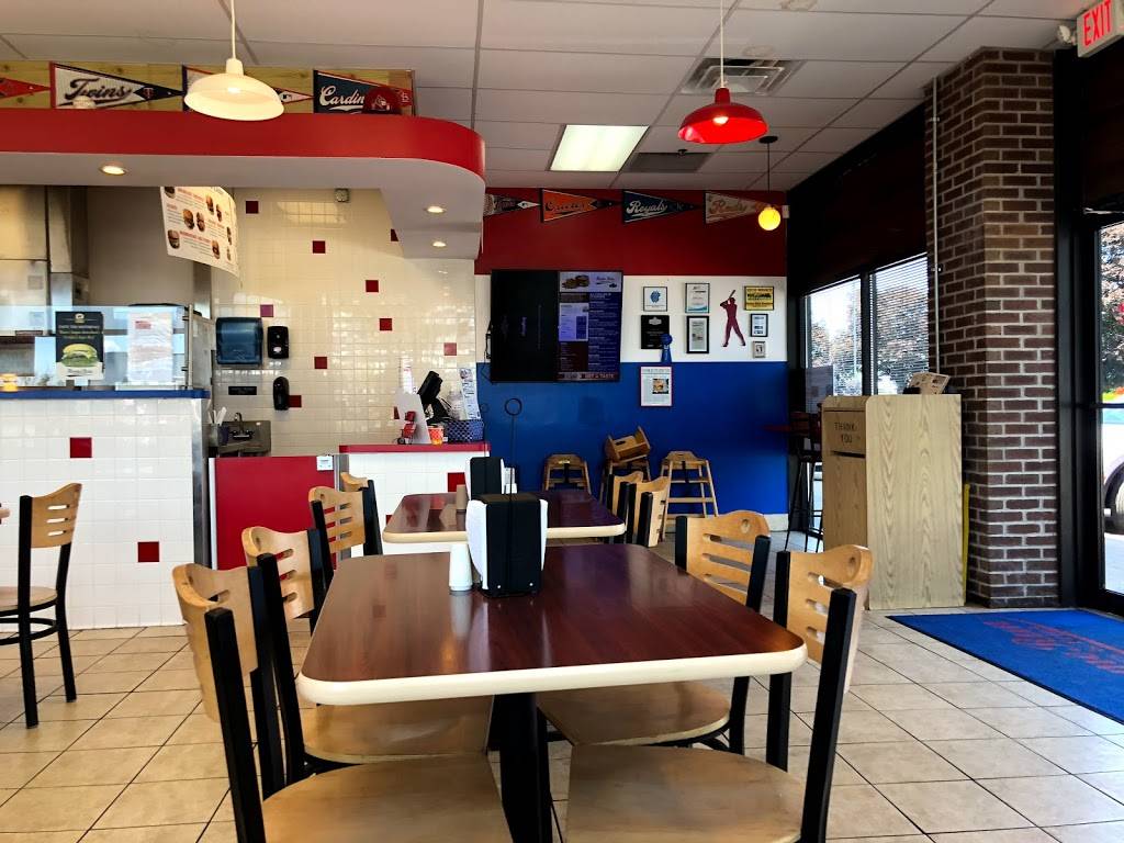 Home Run Burgers & Fries | restaurant | in front of Stonybrook theater, 2723 S Hurstbourne Pkwy, Louisville, KY 40220, USA | 5024097004 OR +1 502-409-7004