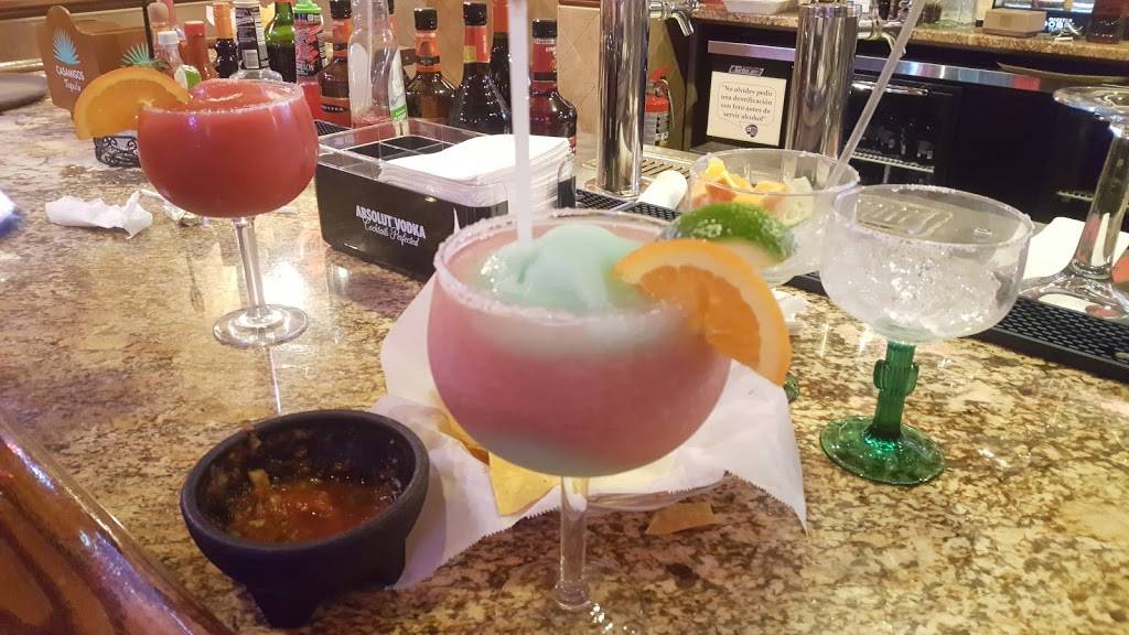 La Carreta Mexican Restaurant & Bar | restaurant | 717 US-41, Schererville, IN 46375, USA | 2193220900 OR +1 219-322-0900