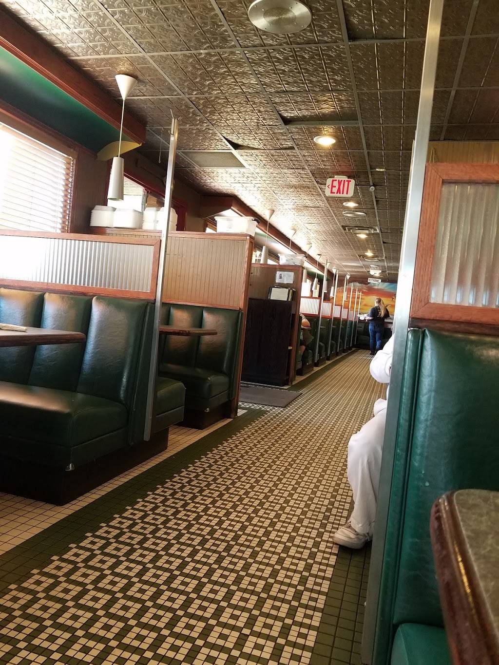 Virgs | restaurant | 4649 Harrison Blvd, Ogden, UT 84403, USA | 8014755331 OR +1 801-475-5331