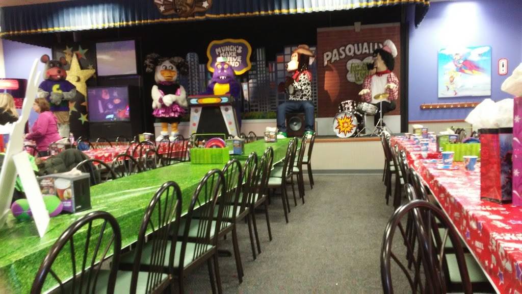 Chuck E. Cheese | restaurant | 201 E Auburn Rd, Rochester Hills, MI 48307, USA | 2482994540 OR +1 248-299-4540