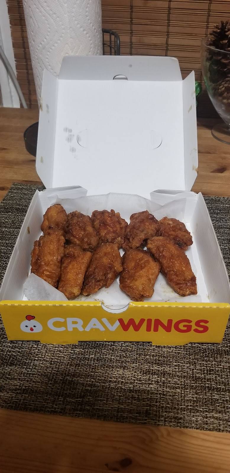 Cravwings | restaurant | 1769 Central Park Ave, Yonkers, NY 10710, USA | 9143468820 OR +1 914-346-8820