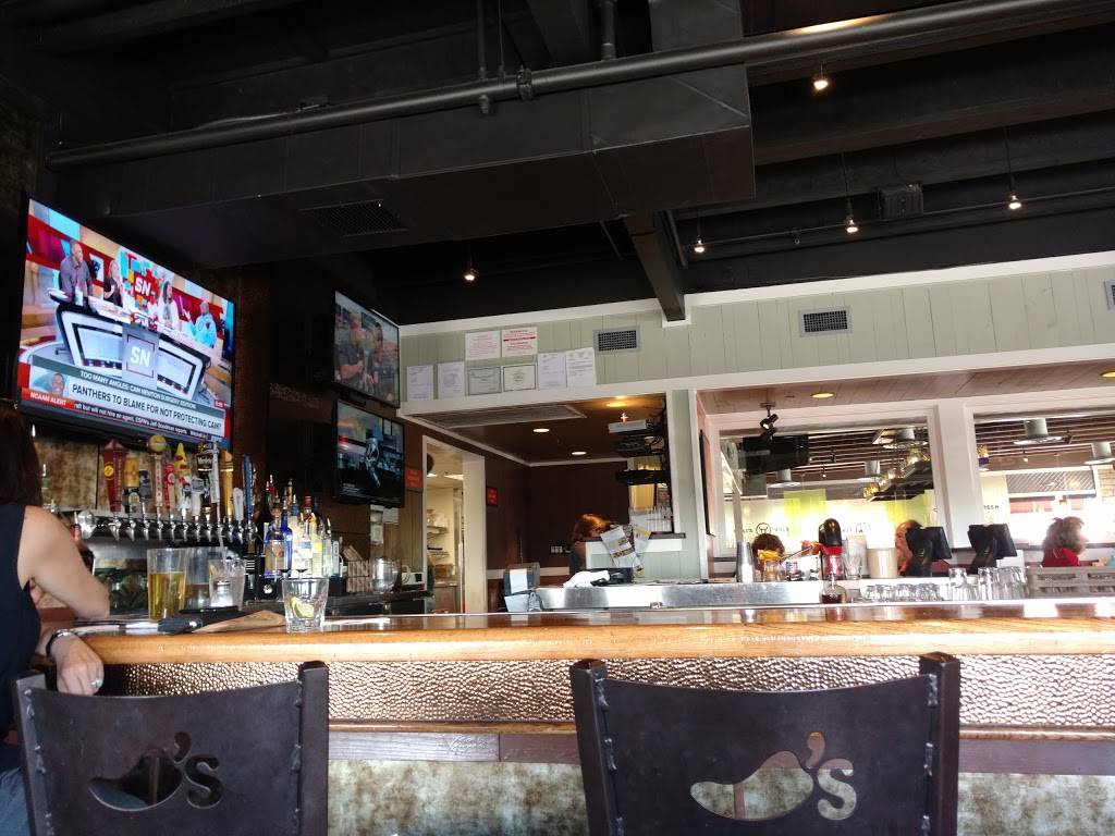 Chilis Grill & Bar | restaurant | 8100 Wyoming Blvd NE, Albuquerque, NM 87113, USA | 5057972733 OR +1 505-797-2733