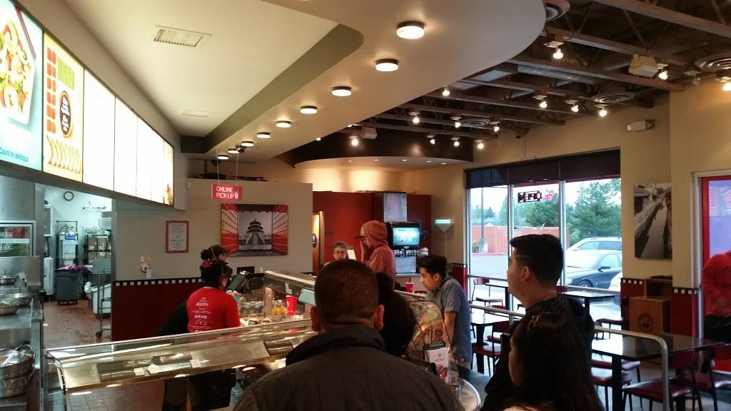 Panda Express | restaurant | 1020 SW 1st Ave, Canby, OR 97013, USA | 5032633700 OR +1 503-263-3700