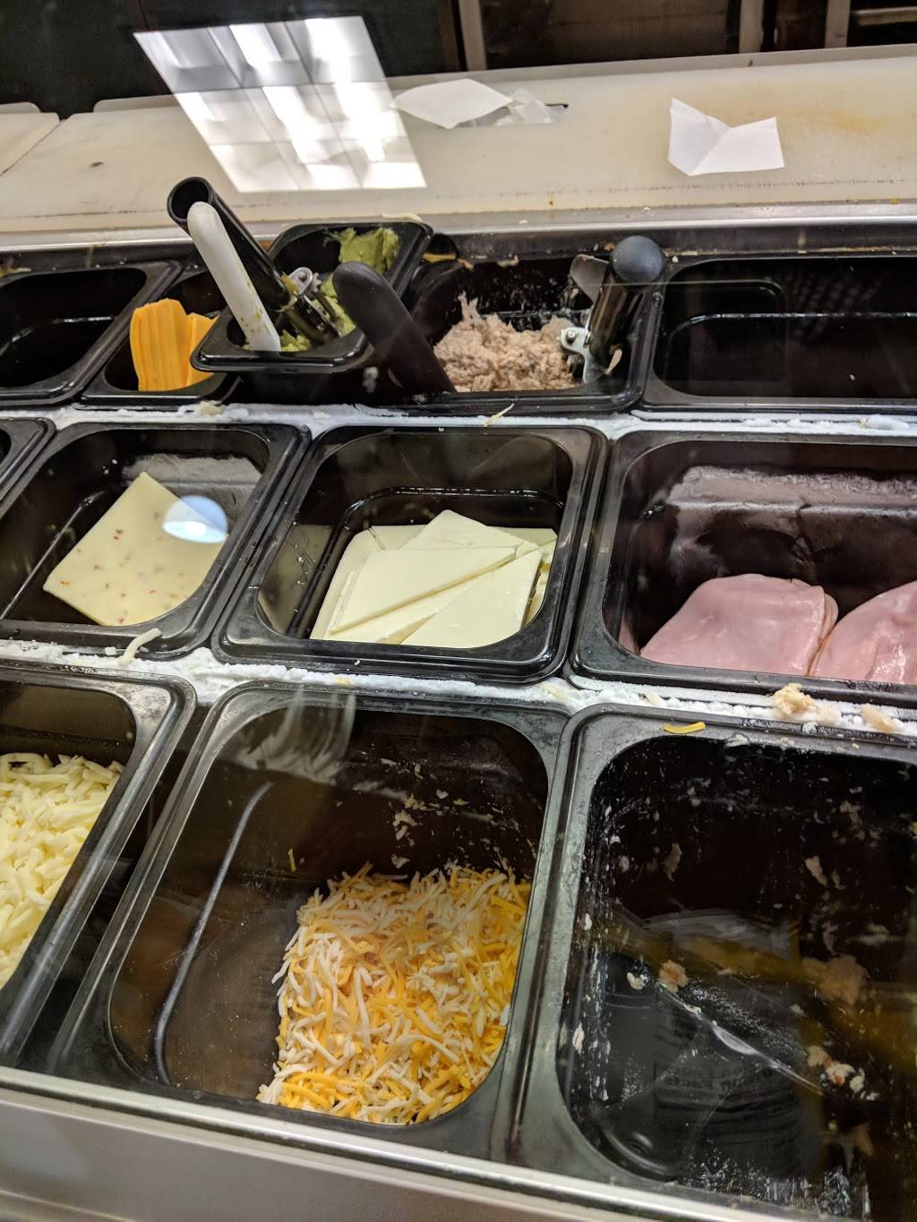 Subway Restaurants | restaurant | 25 Market Square, Knoxville, TN 37902, USA | 8655249446 OR +1 865-524-9446