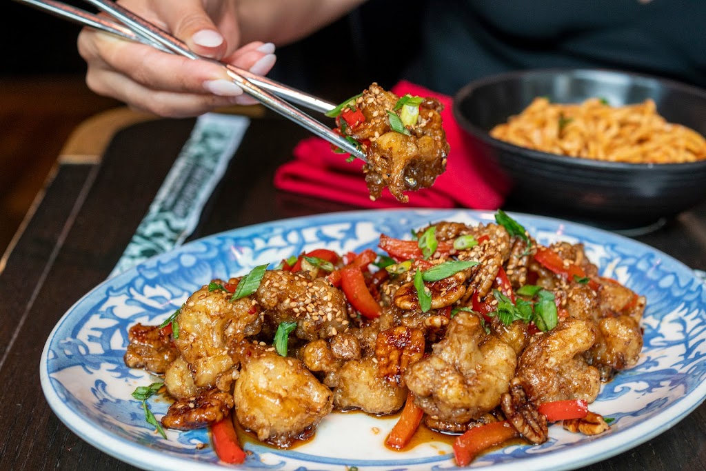 Duck Duck Goat | restaurant | 857 W Fulton Market, Chicago, IL 60607, USA | 3129023825 OR +1 312-902-3825