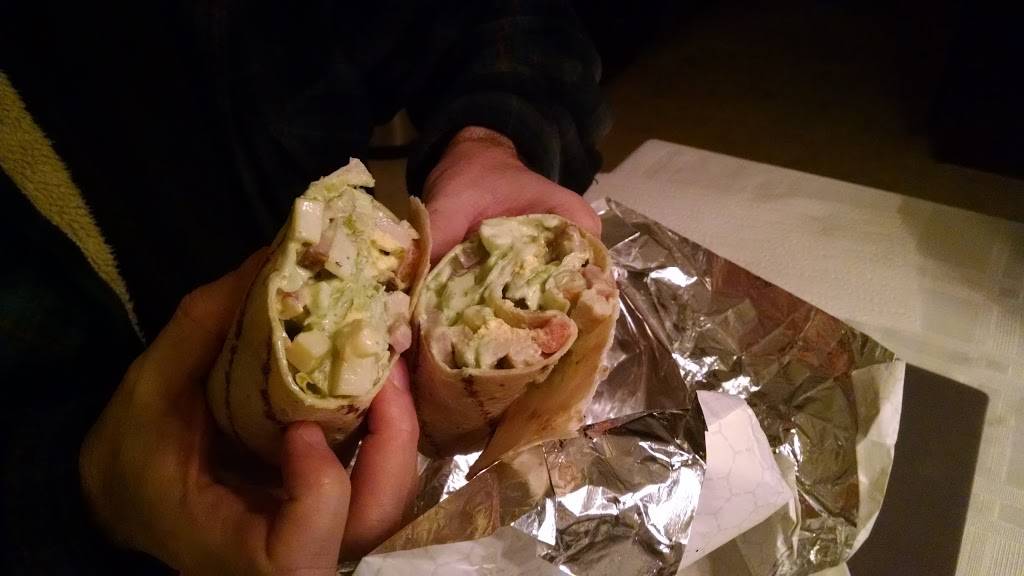 Saladworks | restaurant | 206 Fox Hunt Dr, Bear, DE 19701, USA | 3028344437 OR +1 302-834-4437