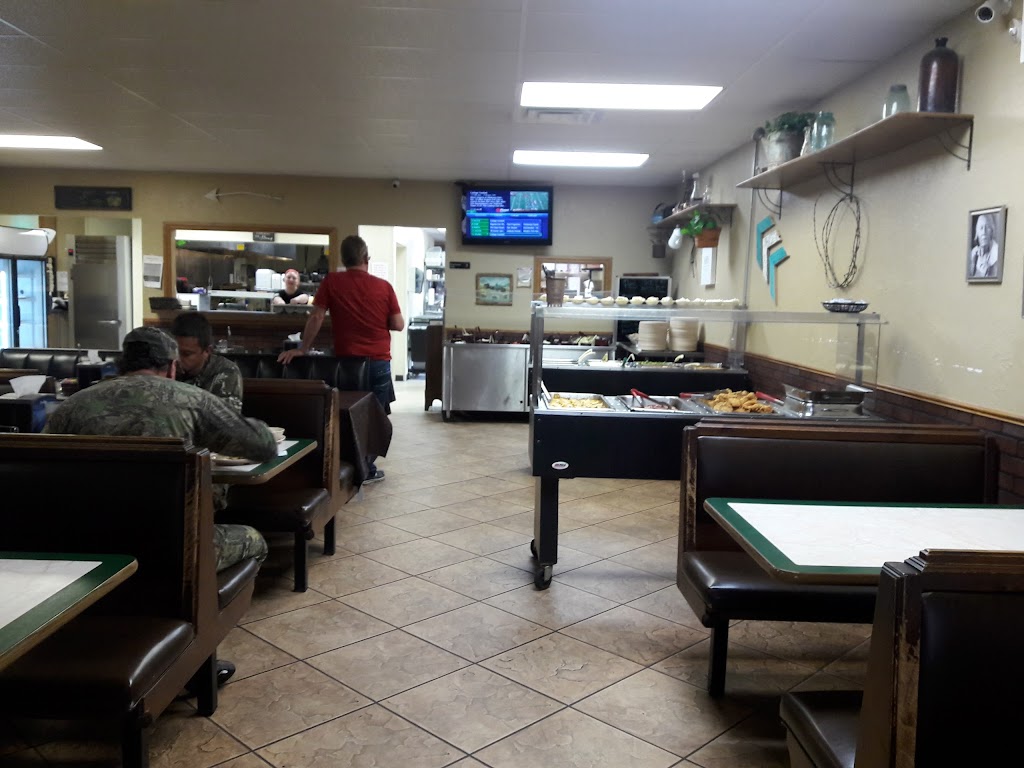 Crooked Arrow Cafe | restaurant | 208 S Main St, Seiling, OK 73663, USA | 5809224822 OR +1 580-922-4822