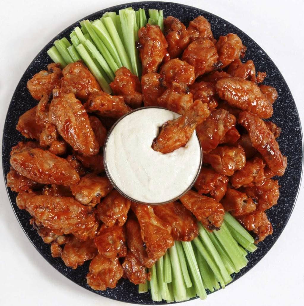 Dominicks Pizza | restaurant | 1815 York Rd, Lutherville, MD 21093, USA | 4102526888 OR +1 410-252-6888