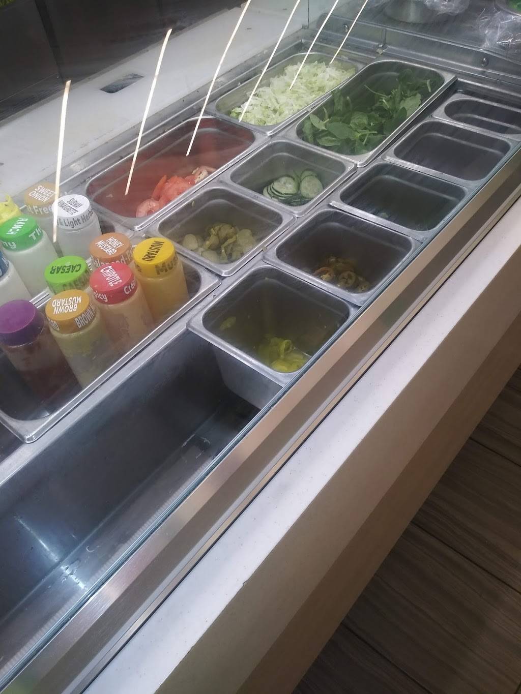 Subway | restaurant | 2127 US-79 suite 300, Henderson, TX 75652, USA | 4306254277 OR +1 430-625-4277