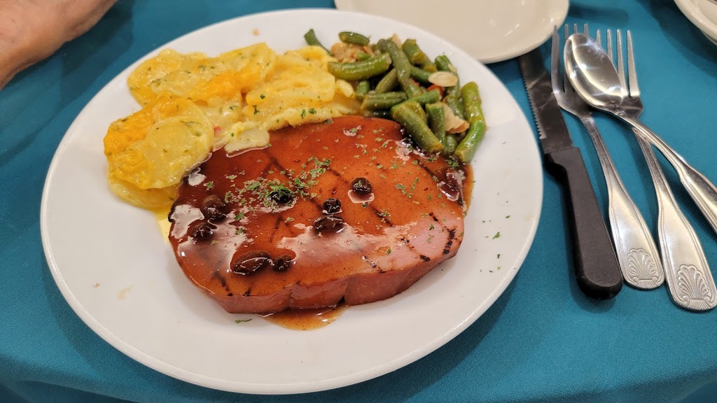 Wilburs Grill | restaurant | 4855 E Broadway Blvd, Tucson, AZ 85711, USA | 5207456500 OR +1 520-745-6500