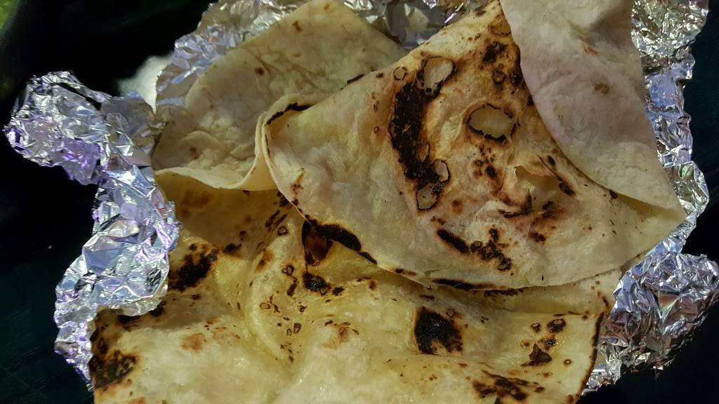 Las Islas Marias | restaurant | 4438 Slauson Ave, Maywood, CA 90270, USA | 3237730108 OR +1 323-773-0108