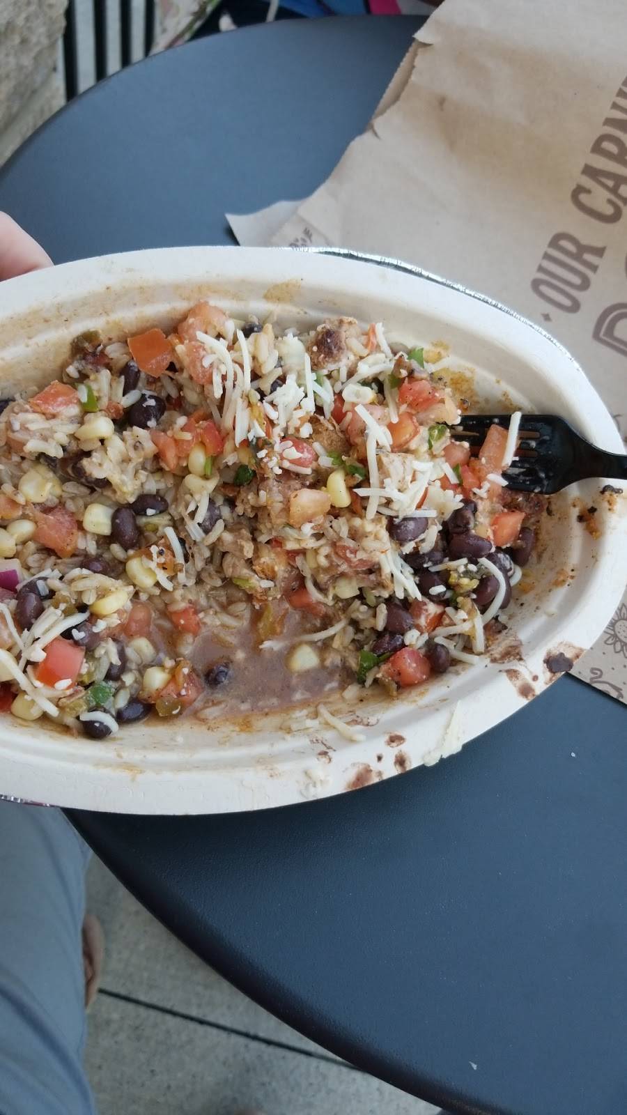 Chipotle Mexican Grill | restaurant | 26147 Evergreen Rd, Southfield, MI 48076, USA | 2483533448 OR +1 248-353-3448