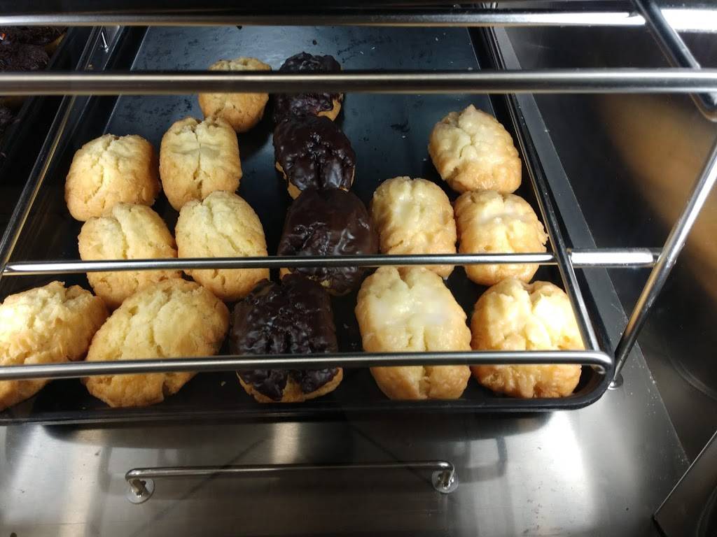 Winchells Donut House | cafe | 12951 W Chapman Ave, Garden Grove, CA 92840, USA | 7147500771 OR +1 714-750-0771