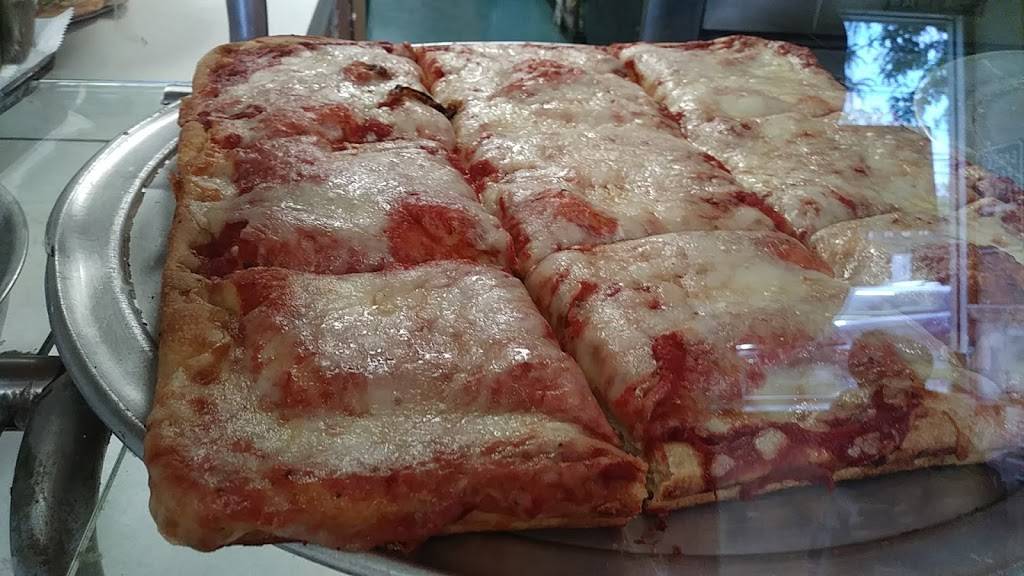 Luigis Pizza and Pasta | meal takeaway | 3005 Mt Carmel Ave, Glenside, PA 19038, USA | 2158852814 OR +1 215-885-2814