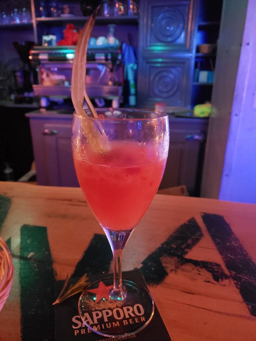 Resto-Bar-Club Mamajuana | restaurant | 6390 Rue St-Hubert, Montréal, QC H2S 2M2, Canada | 5148191693 OR +1 514-819-1693