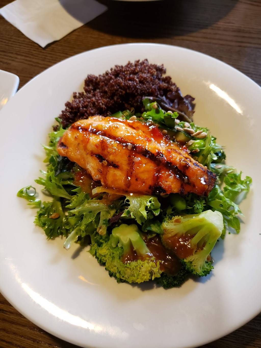 Pier 500 | restaurant | 500 1st St, Hudson, WI 54016, USA | 7153865504 OR +1 715-386-5504