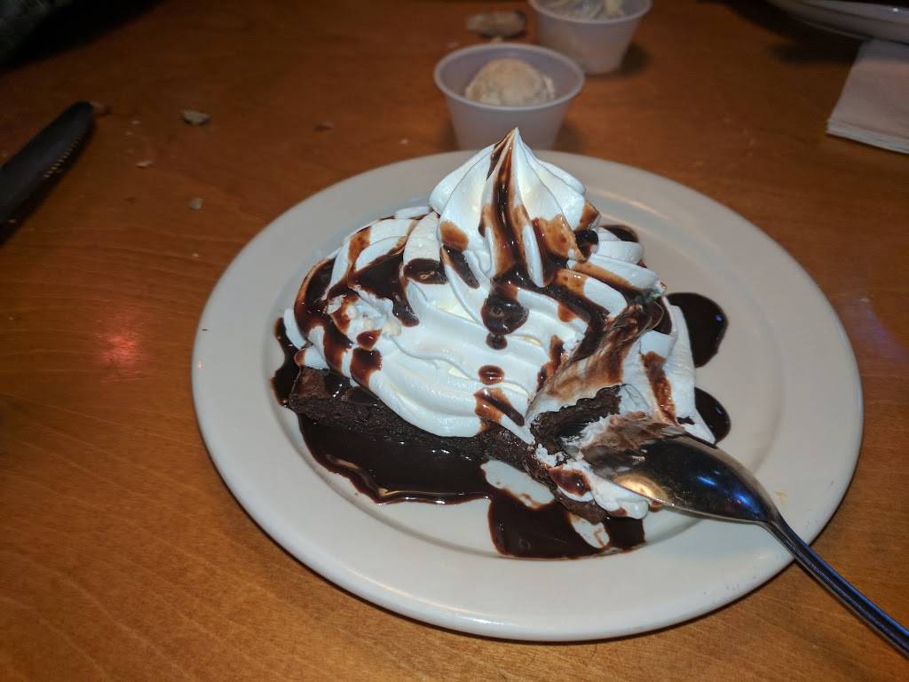 Texas Roadhouse | restaurant | 2130 Melnick Dr, North Charleston, SC 29406, USA | 8435697556 OR +1 843-569-7556