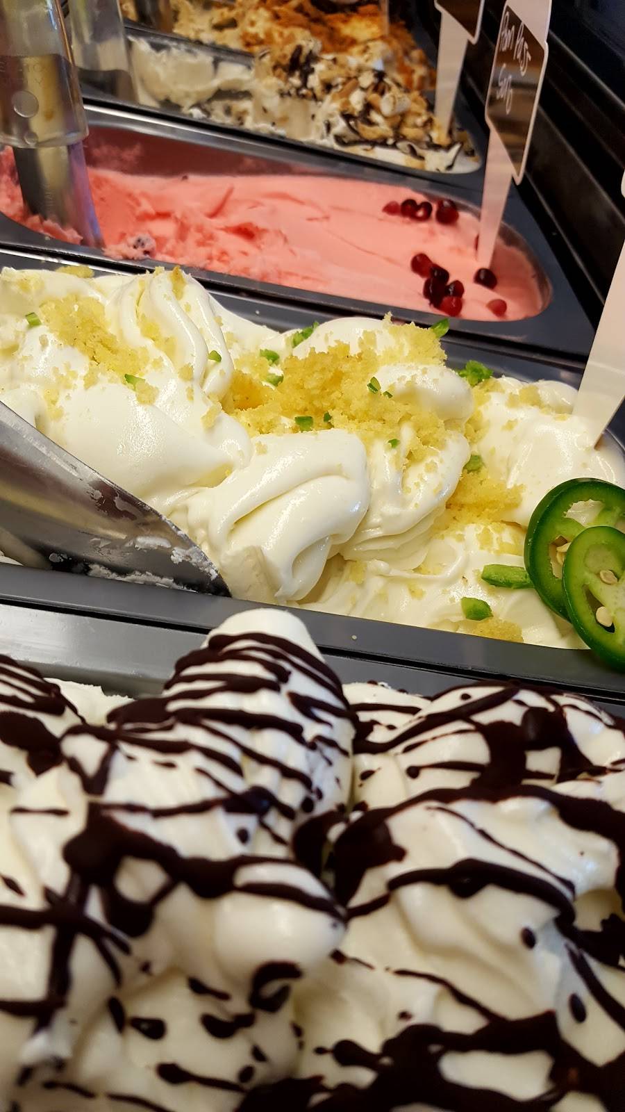 Latella Gelato | restaurant | 11 Boardwalk #110, Carolina Beach, NC 28428, USA | 9106363424 OR +1 910-636-3424