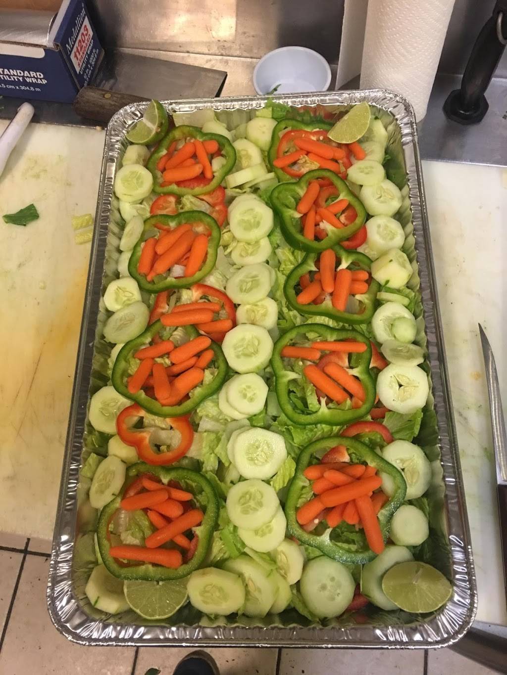 Los Primos | restaurant | 215 W 15th St, Chicago Heights, IL 60411, USA | 7083002871 OR +1 708-300-2871