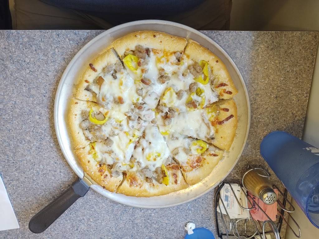 Firehouse Pizzeria & Grill | restaurant | 1746 Main St, Minden City, MI 48456, USA | 9898643848 OR +1 989-864-3848